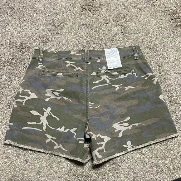 NWOT Women’s Anthropologie Level99 Camo Shorts Size 29 - Picture 3 of 6